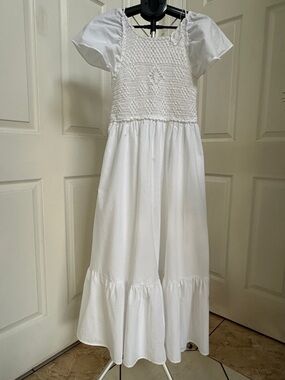 Zara Women’s White Crochet Front Open/Backless Maxi Dress In Size M